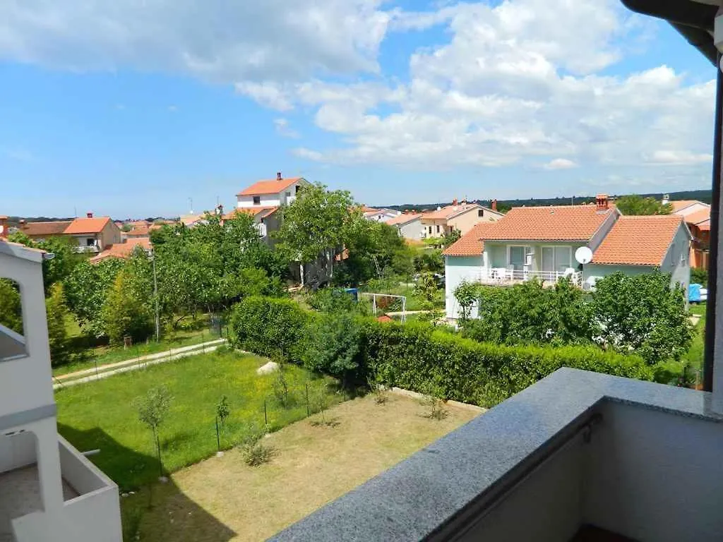 Apartment In Valbandon - Istrien 27864